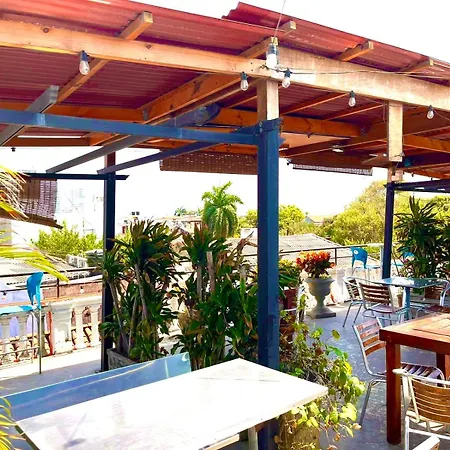 La Viduka Hostel *
